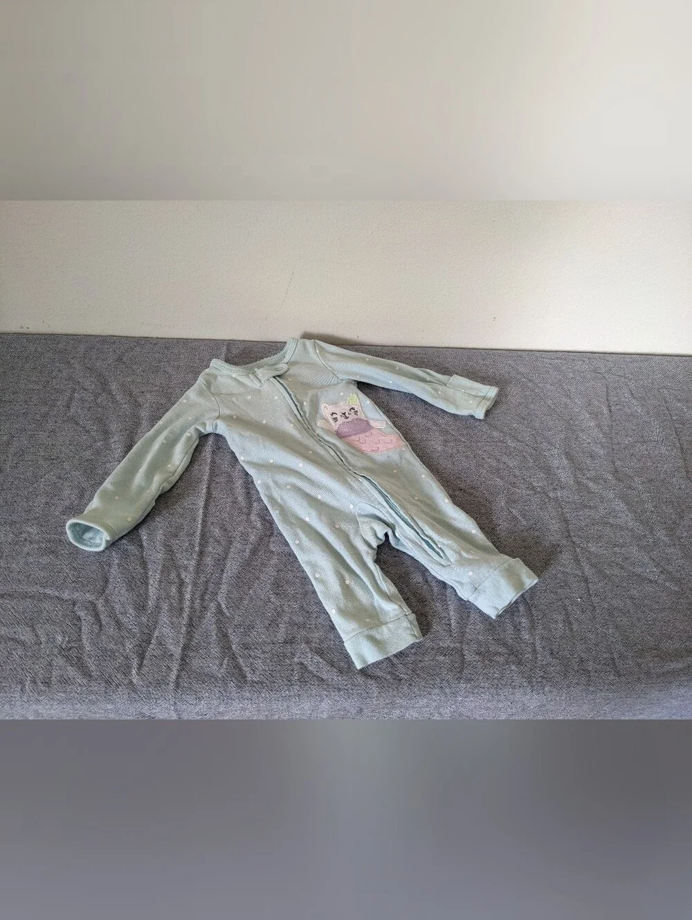 Gently Used Newborn Baby Girl Clothing Lot – 31 Pieces
